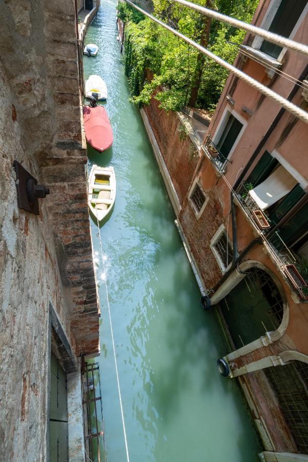 San Polo Canal View Apartments By Wonderful Italy Veneza Exterior foto