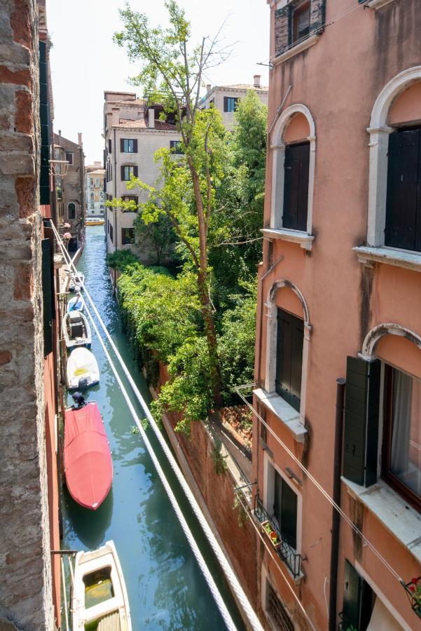 San Polo Canal View Apartments By Wonderful Italy Veneza Exterior foto